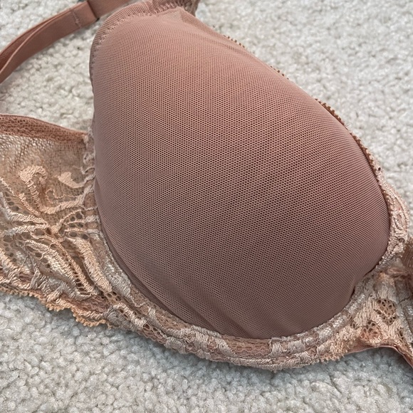 TWO ✨ Natori 32DDD Bras!!! - Picture 3 of 15